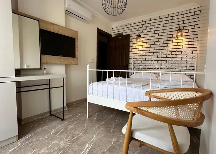 Nuriye Aparthotel Alaçatı