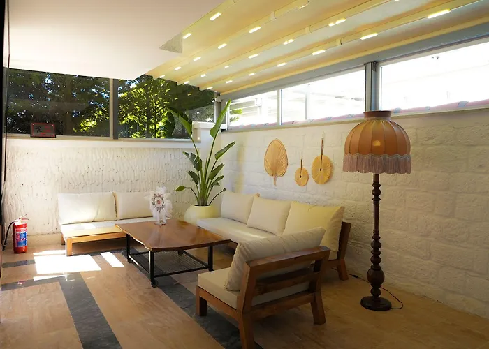 Nuriye Aparthotel Alaçatı