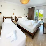 Nuriye Aparthotel